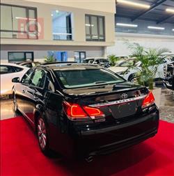 تويوتا أفالون